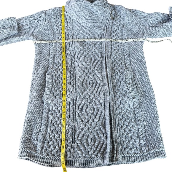 Aran Sweater Market Merino Wool Cable Knit Side-Zip Sweater Tunic Gray Large GUC - Picture 14 of 16